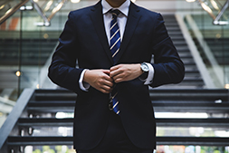 learn job interviewing with a virtual human role-player